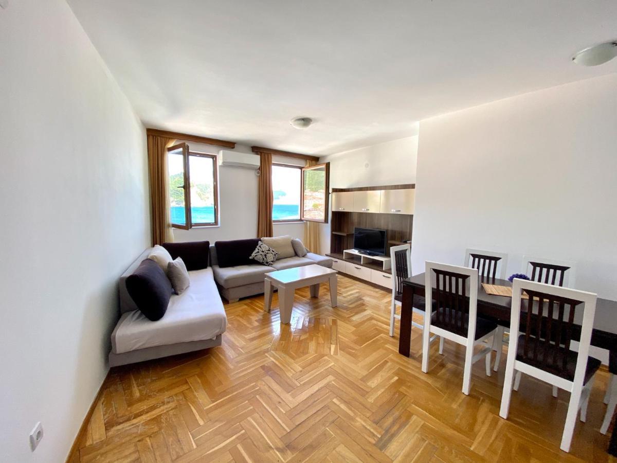 Apartments First Line Petrovac Exterior foto