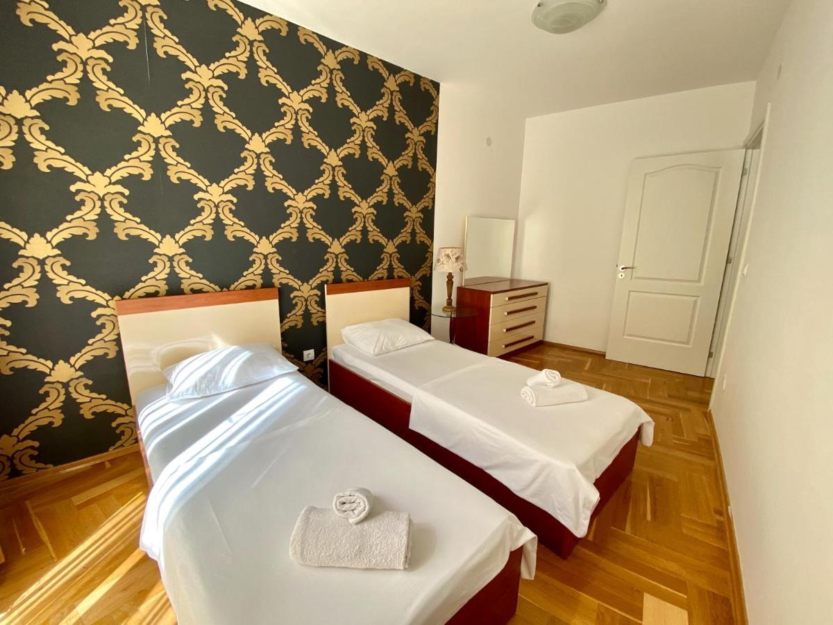 Apartments First Line Petrovac Exterior foto