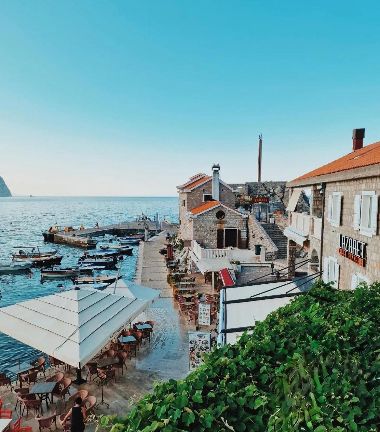 Apartments First Line Petrovac Exterior foto